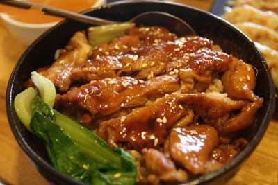 照烧鸡腿饭 照烧鸡腿饭