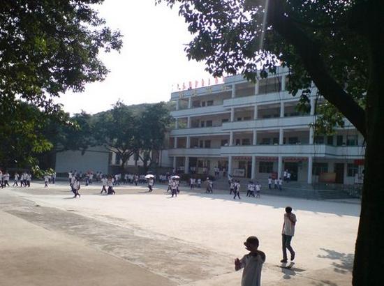 海丰梅峰中学 海丰梅峰中学