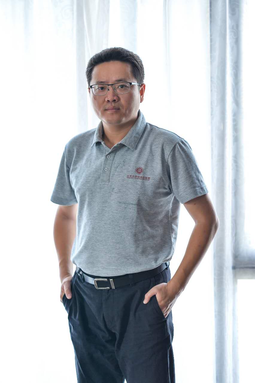 王健 王健