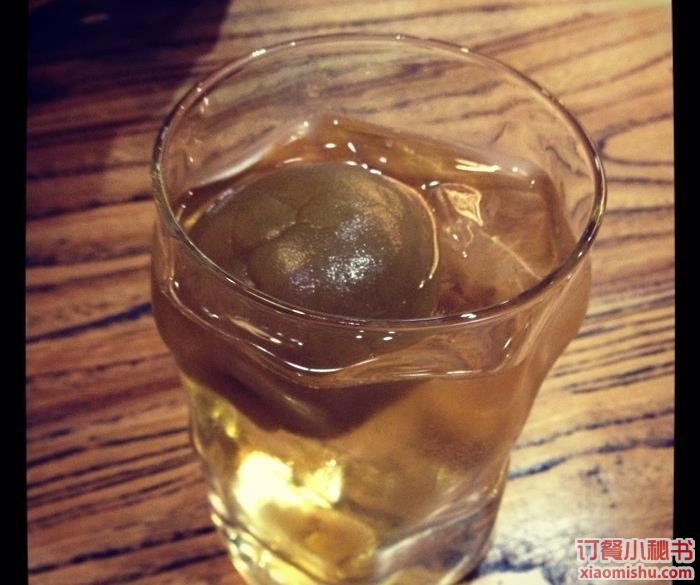 梅子鸡尾酒