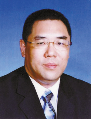 澳门现任行政长官-崔世安 澳门现任行政长官-崔世安