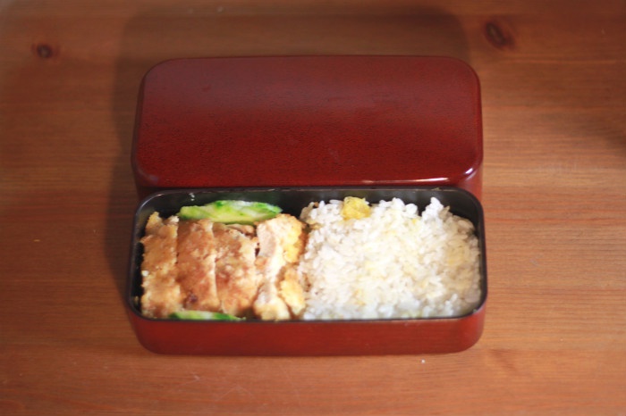 炸鸡排饭便当