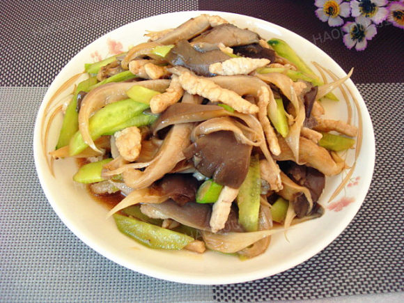 炒平菇 炒平菇