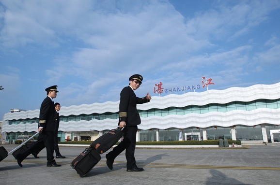 湛江机场 湛江机场