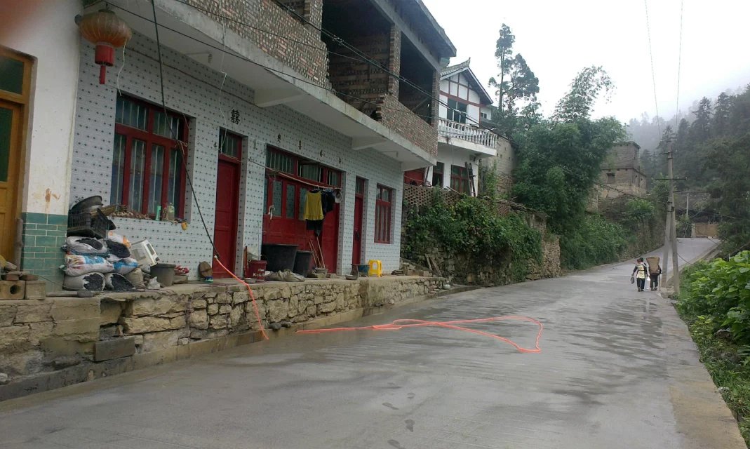 清普公路晓沟村路段2 清普公路晓沟村路段2