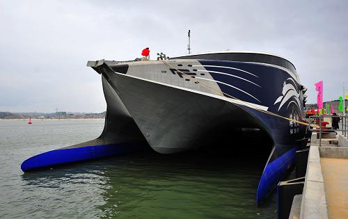 “海峡号”穿浪型高速客滚船 “海峡号”穿浪型高速客滚船