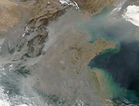 空气污染被认为和大量燃煤有关 空气污染被认为和大量燃煤有关