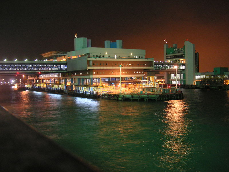 港澳码头夜景 港澳码头夜景