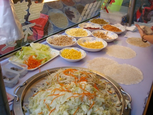 準备润饼馅儿 準备润饼馅儿