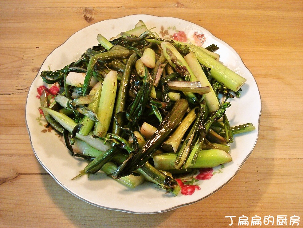清炒菜薹